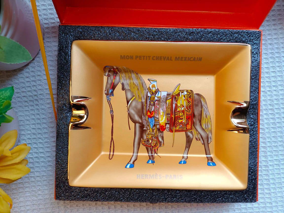 100 dhs 

Zain205
♥️♥️♥️