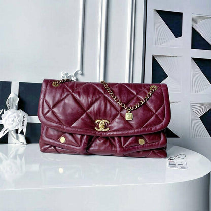 CHANEL 

NEW CAME 

GOOD  QUALITY 

130 DHS🇦🇪🇦🇪

Zain295
♥️♥️♥️