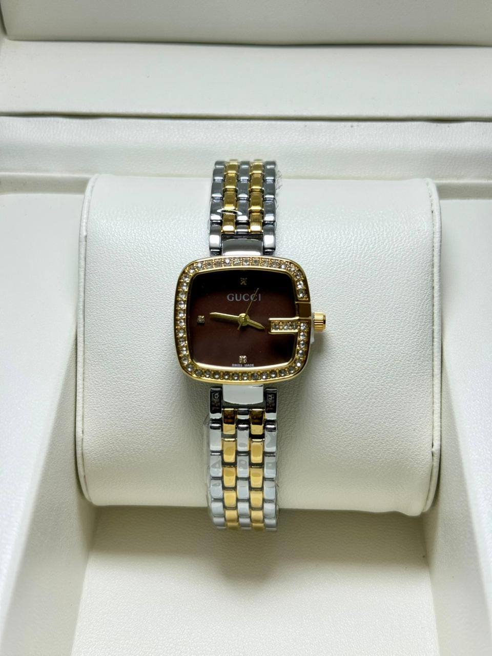 Gucci Ladies
55 dhs🪙🌨️

Zain29
♥️♥️♥️