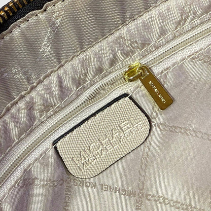 MK 
 GOOD QUALITY 
110 dhs🇦🇪🇦🇪
SIZE : 32cm

Zain295
♥️♥️♥️