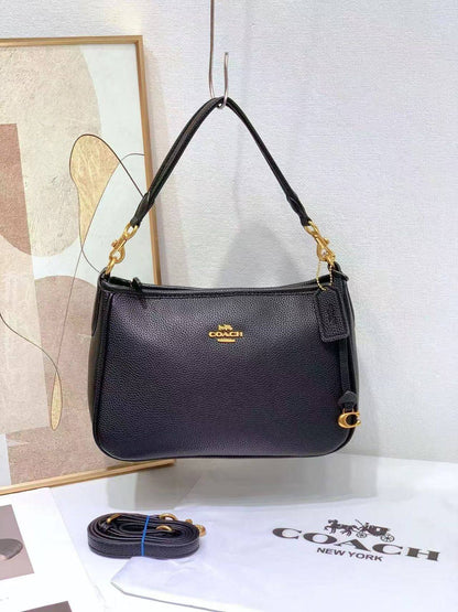 Coach  
 Size:28×19×12 
95 dhs❣️

Zain114
♥️♥️♥️