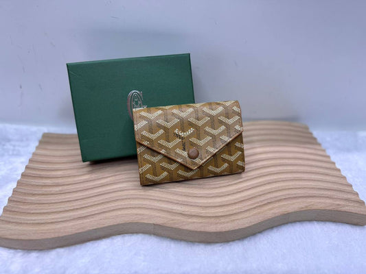 bottega wallet
40 dhs🪙🌺

with box
🎁🎁🎁

Zain114
♥️♥️♥️