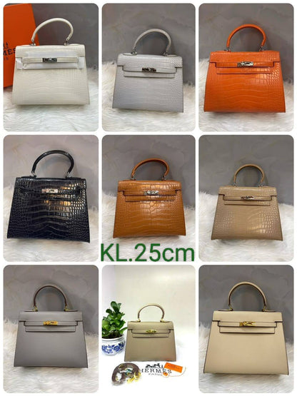 Hermes
25cm 
with box 
110 dhs🇦🇪🇦🇪
good quality

Zain136
♥️♥️♥️