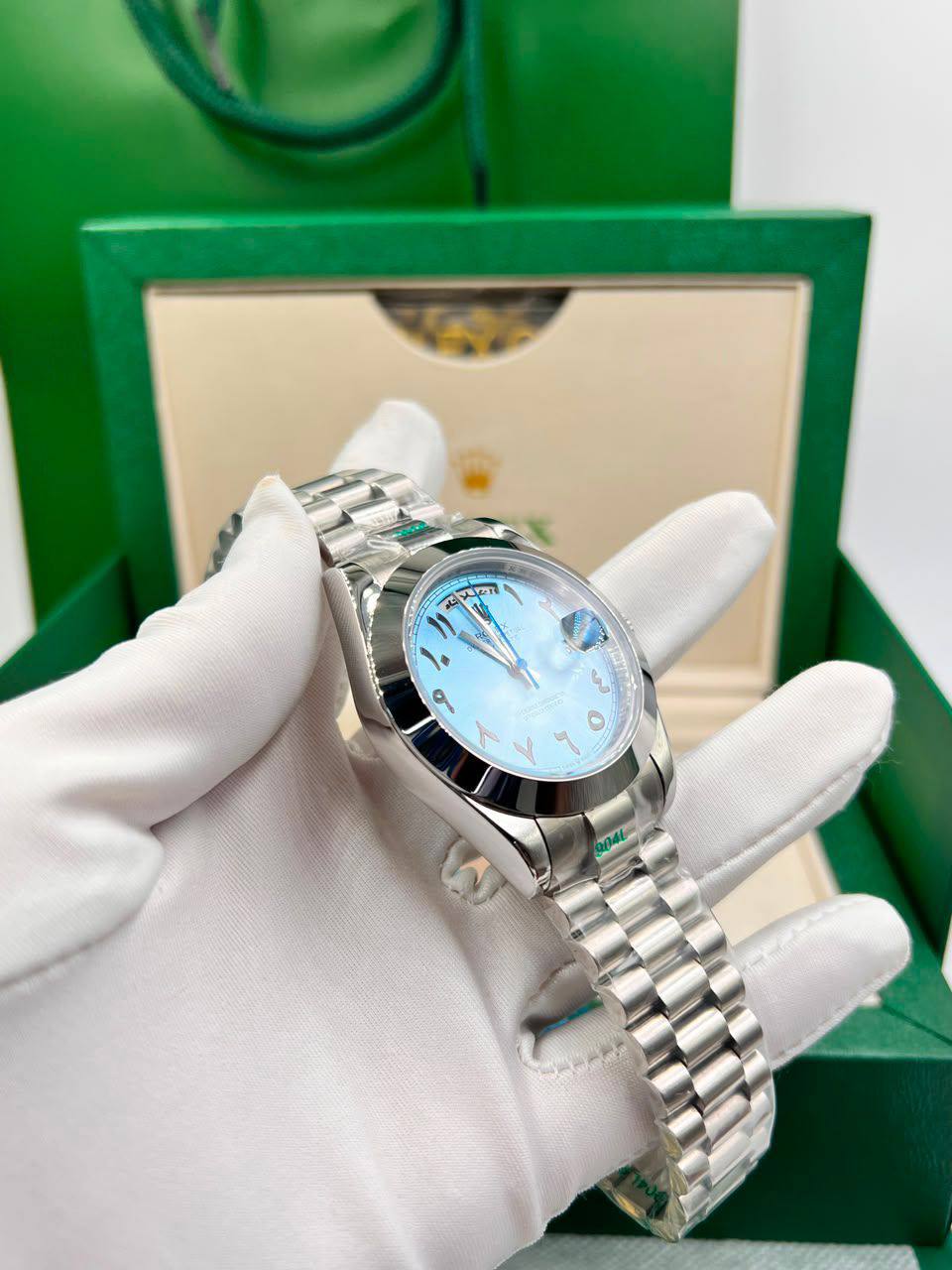 Rolex
Automatic  
240 dhs💓

Zain85
♥️♥️♥️
