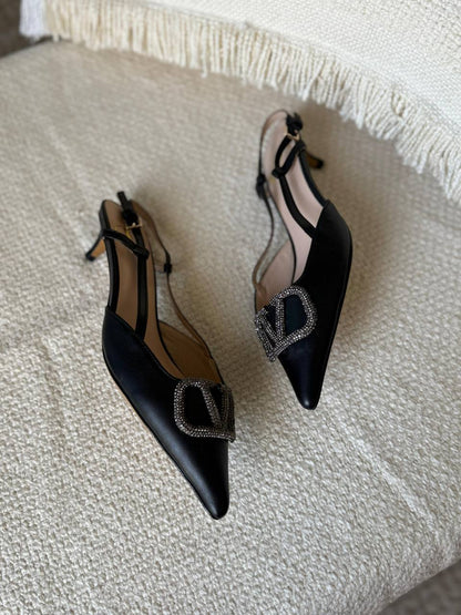 VLentino
AAA Quality
Size 36 to 41
430 dhs✅

Zain288
♥️♥️♥️