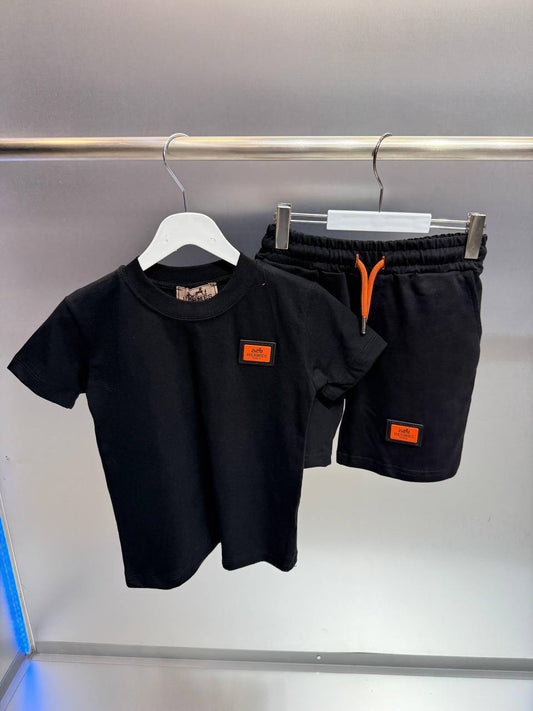 New collection{}
Hermes 🔥
Super master quality 😍
Size:2/ 13years old 
230 dhs🪙🖤

Zain261
♥️♥️♥️