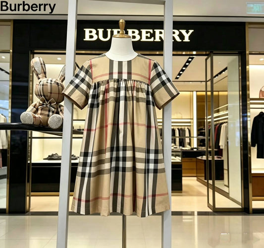 burberry
1-10y 
90 dhs✅

Zain151
♥️♥️♥️