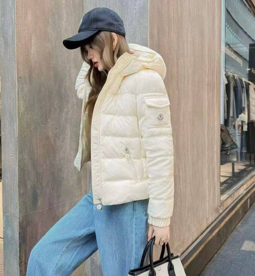 Available new collection
 ❤️‍🔥 size S to L 
320 dhs❤️

Zain262
♥️♥️♥️
