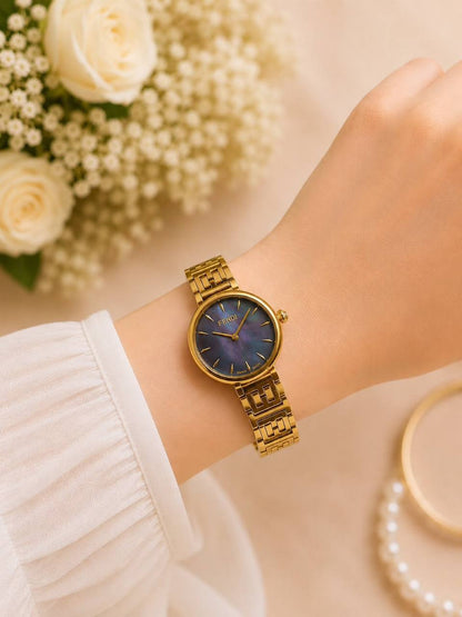 FENDI LADY
240 dhs🇦🇪🇦🇪

Zain304
♥️♥️♥️