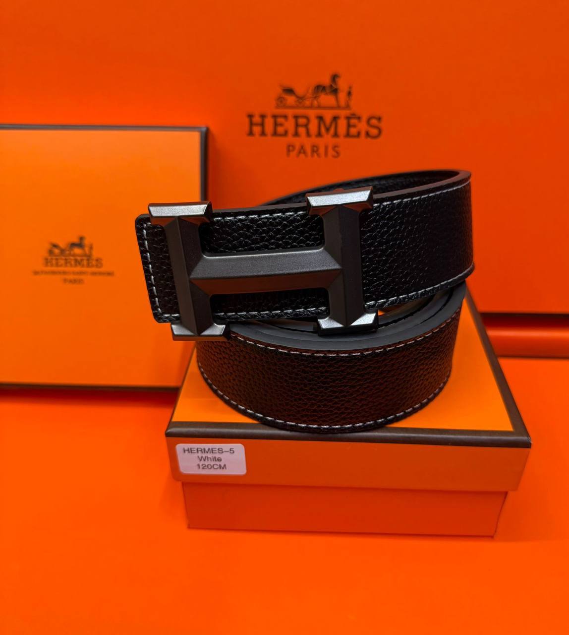 Belts
With box 
🎁🎁🎁

40 dhs✅

Zain93
♥️♥️♥️