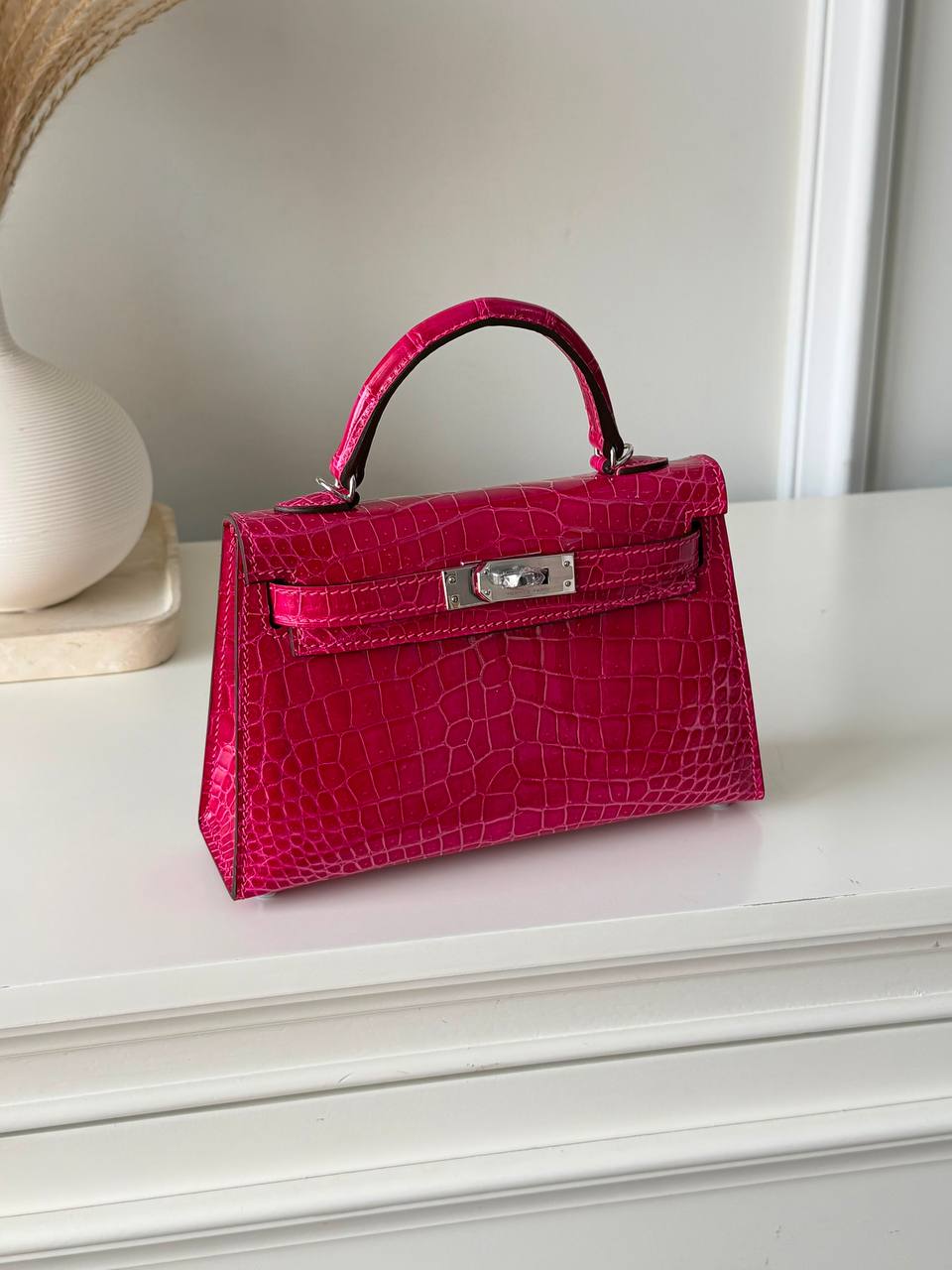 HERMES

SUPER MASTER QUALITY 

Size :19 cm
For Price 👇 WhatsApp✅
0568585901 
0507557372
0552275751 Owner Zain 👌

Zain307
♥️♥️♥️