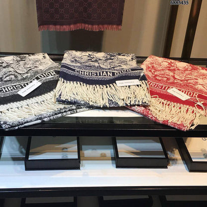 Scarf
180*68 cm
45 dhs🪙🌨️

Zain17
♥️♥️♥️