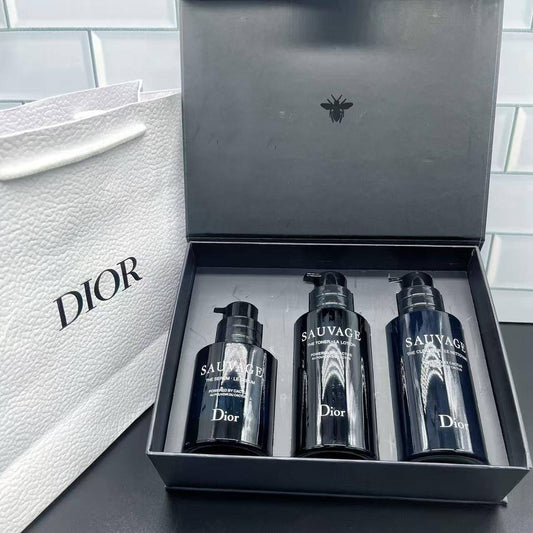 Dior Set
100 dhs✅

Zain64
♥️♥️♥️