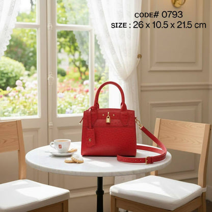LV
ᴄɪᴛʏ sᴛᴇᴀᴍᴇʀ PM
ᴏsᴛʀɪᴄʜ ʟᴇᴀᴛʜᴇʀ ᴍᴀᴛᴇʀɪᴀʟ
ɢᴏʟᴅ ʜᴀʀᴅᴡᴀʀᴇ
ᴡɪᴛʜ ʟᴏɴɢ ʙᴇʟᴛ sᴛʀᴀᴘ
ᴀɴᴅ ᴛᴡɪʟʟʏ 🎗️🎗️🎗️
sɪᴢᴇ : 26 cm

75 dhs❣️

Zain31
♥️♥️♥️