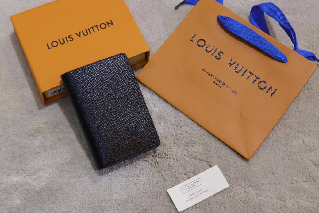 LV Wallet 
Master Quality
110 dhs🇦🇪🇦🇪

Zain33
♥️♥️♥️