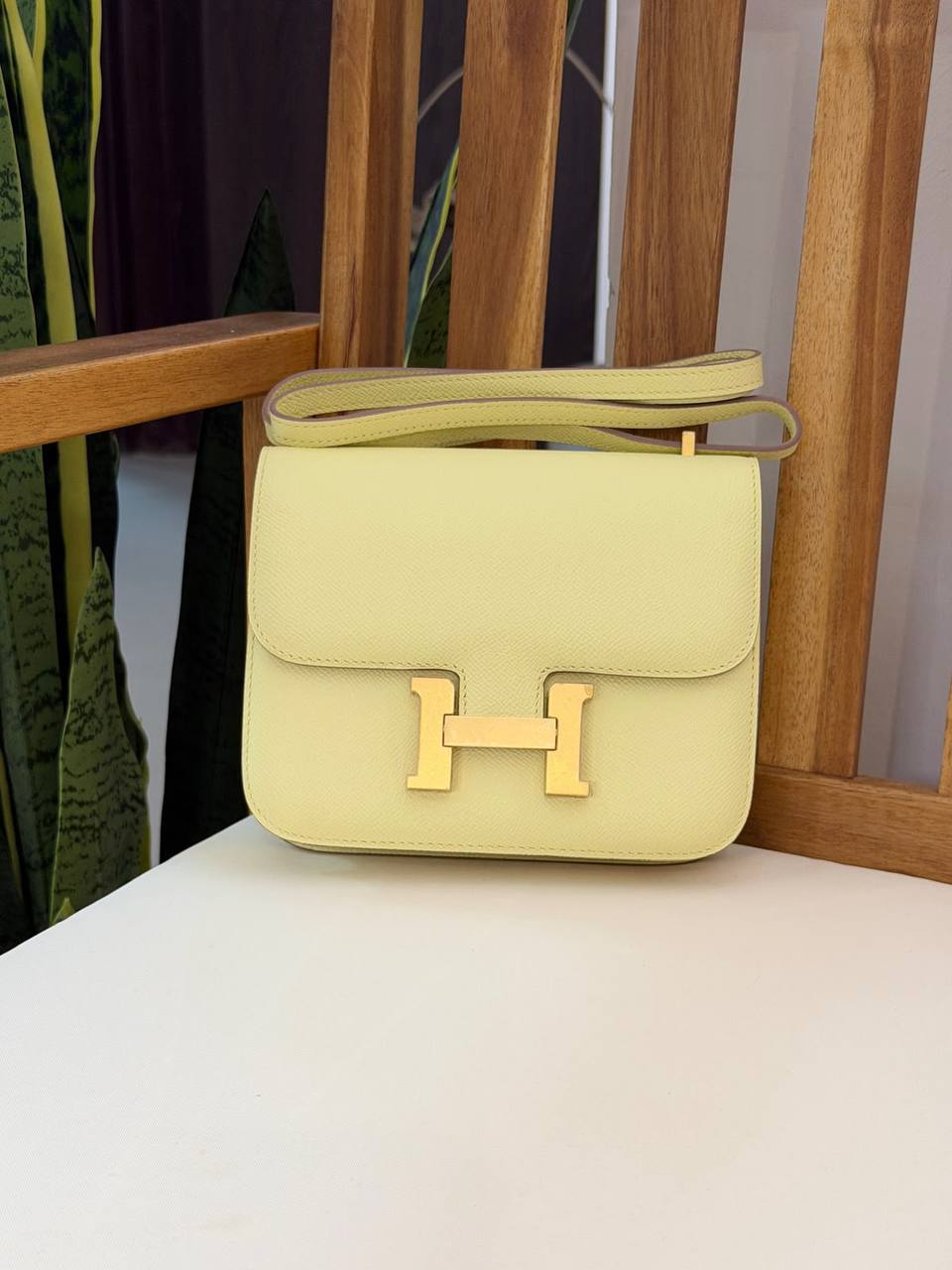 HERMES 
Super Master Quality ⚡️
With Mirror🪞
Original Packing 🎁
Size 18CM📏
For Price 👇 WhatsApp✅
0568585901 
0507557372
0552275751 Owner Zain 👌

Zain321
♥️♥️♥️