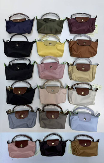 Long Champ
50 dhs🇦🇪🇦🇪
size 20cm

Zain41
♥️♥️♥️