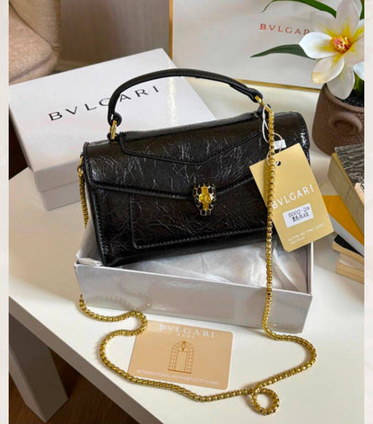 Bvlgari
105 dhs✅
Size：19CM
Good-quality with box

Zain35
♥️♥️♥️