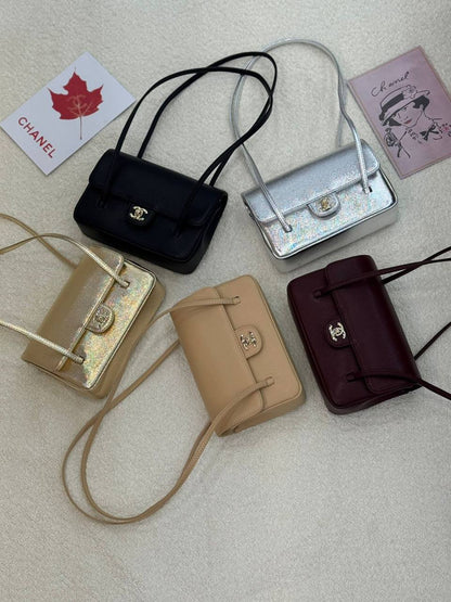 Chanel
Master🎁
22Cm With Box
250 dhs✅

Zain131
♥️♥️♥️