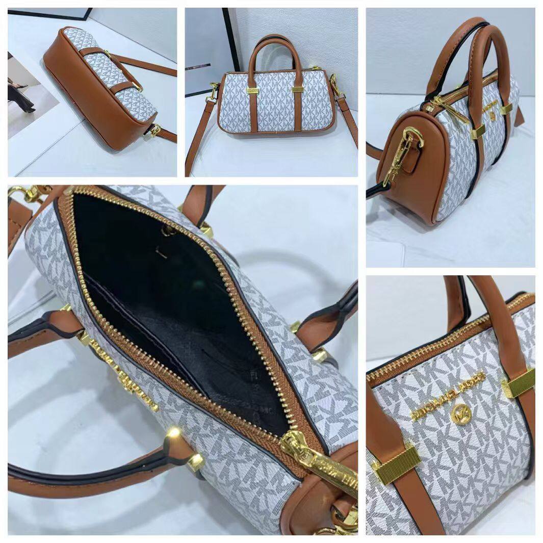 Mk 
90 dhs✅
with box
size 22×7×12cm

Zain213
♥️♥️♥️