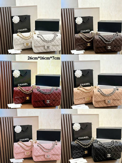 CHANEL
Master🌺🌺🌺
WITH DOUBLE BOX 
240 dhs💓
(Caviar)

Zain39
♥️♥️♥️