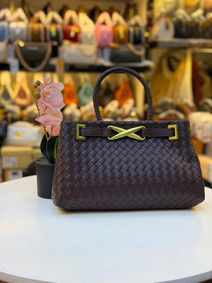 Bottega
110 dhs✅

Zain299
♥️♥️♥️