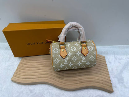 LV
90 dhs🪙🌨️

Zain114
♥️♥️♥️
