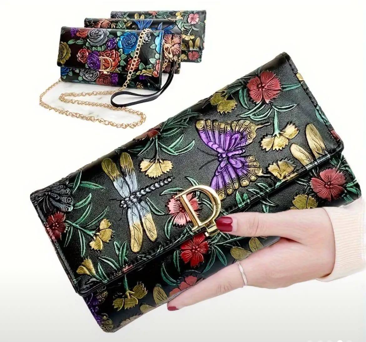 Dior
105 dhs🇦🇪🇦🇪 
with box high quality

Zain21
♥️♥️♥️