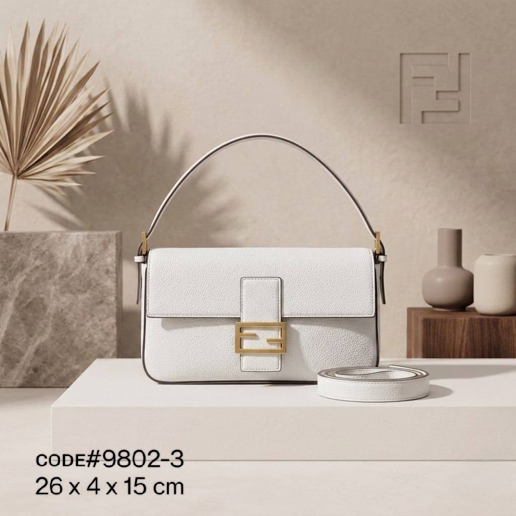 FENDI ʙᴀɢᴜᴇᴛᴛᴇ
sʜᴏᴜʟᴅᴇʀ ʙᴀɢ ɪɴ 
ᴢᴜᴄᴄᴀ ᴄᴀɴᴠᴀs ᴍᴀᴛᴇʀɪᴀʟ
ᴀɴᴅ ʟᴇᴀᴛʜᴇʀ ᴍᴀᴛᴛᴇ ᴍᴀᴛᴇʀɪᴀʟ
ɪᴛ ʜᴀs ᴛᴡᴏ sᴛʀᴀᴘ
ɢᴏʟᴅ ʜᴀʀᴅᴡᴀʀᴇ
sɪᴢᴇ : 27 cm

70 dhs✅

Zain31
♥️♥️♥️