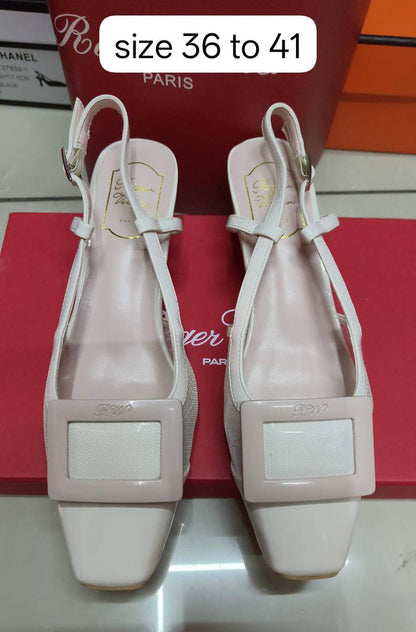 RV
Roger
Size 36 to 41

120 dhs🪙🌨️

Zain146
♥️♥️♥️