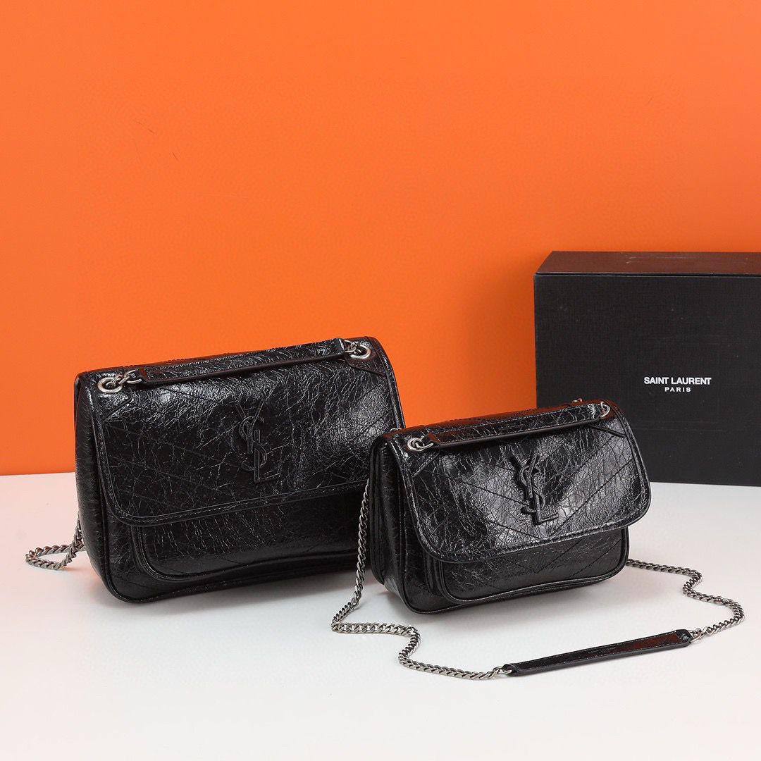 Prada - YSL - Master Bags 👌
For Price 👇 WTSP Text Zain 0568585901

Zain142
♥️♥️♥️
