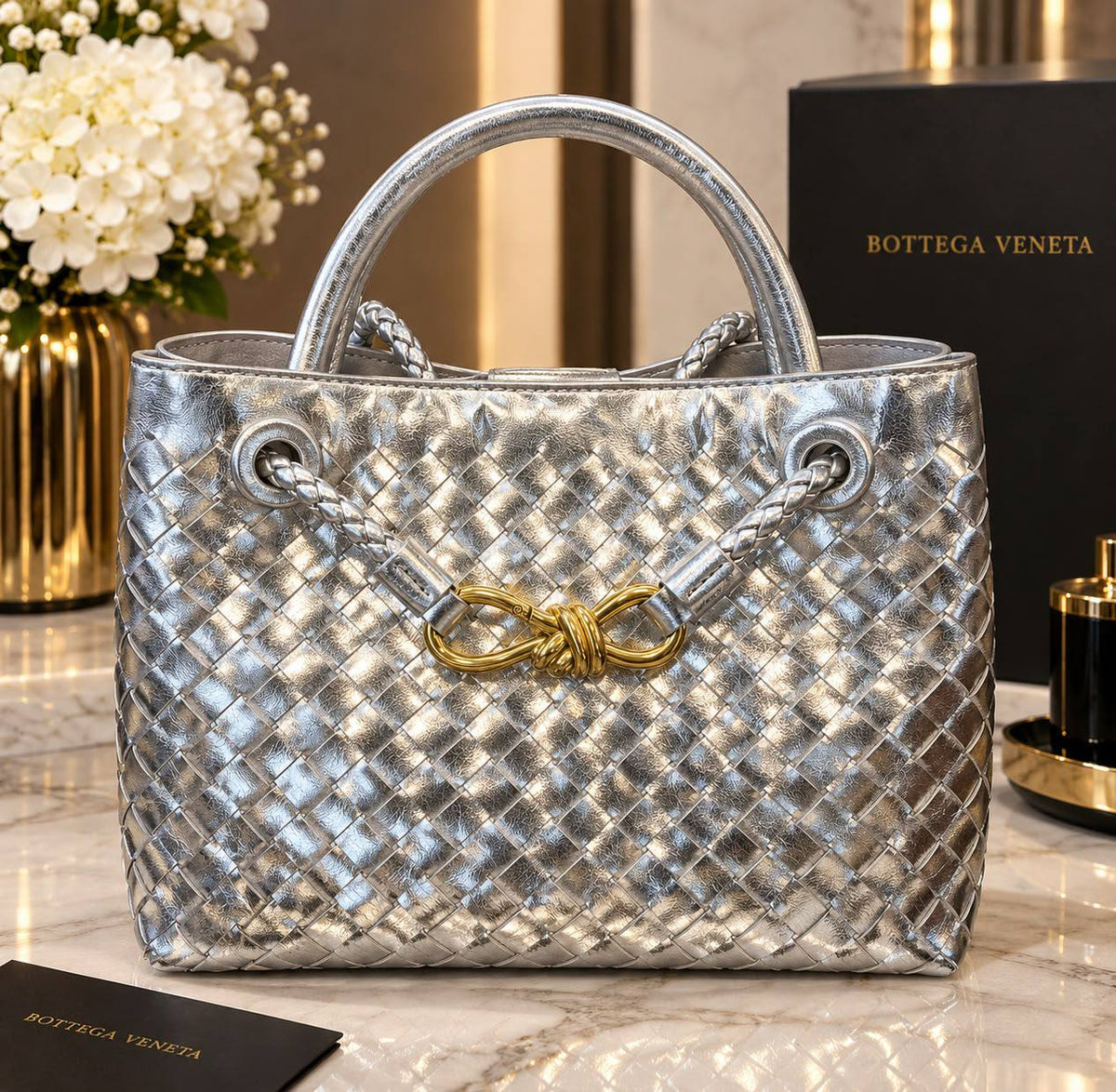 Bottega
New arrival

26cm
without box
100 dhs🇦🇪🇦🇪

Zain118
♥️♥️♥️