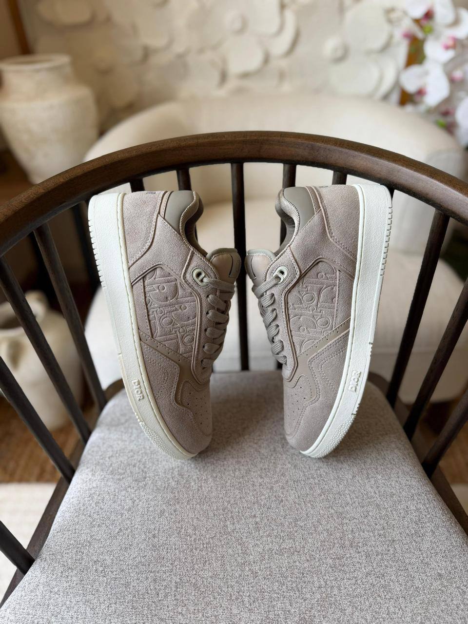DIOR 
*AAA quality*
*size:40 to 46*
450 dhs🇦🇪🇦🇪

Zain185
♥️♥️♥️