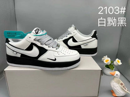Airforce 1
Size 40 to 45
100 dhs💓

Zain27
♥️♥️♥️