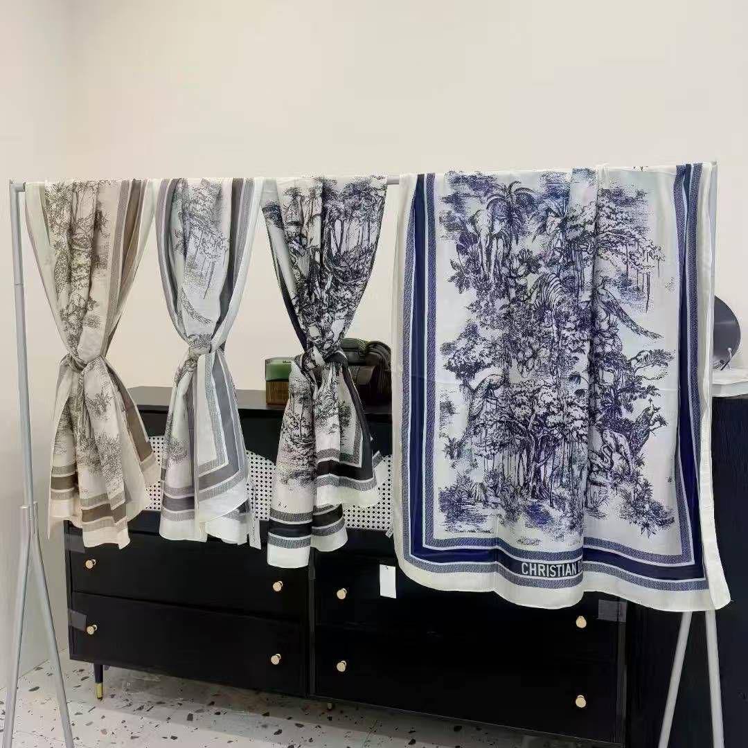 Winter scarf + Silk Scarf

45 dhs🪙🖤

Add Box 15 dhs🪙🖤

Zain93
♥️♥️♥️