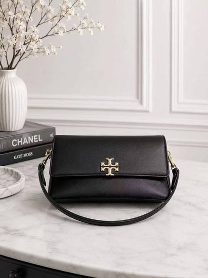Tory Burch
withbox 
95 dhs🇦🇪🇦🇪

Zain143
♥️♥️♥️