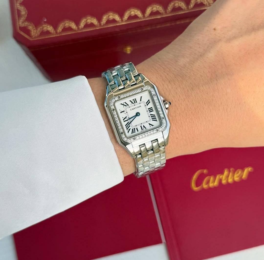 Cartier watch for ladies good quality 
260 dhs✅

Zain59
♥️♥️♥️