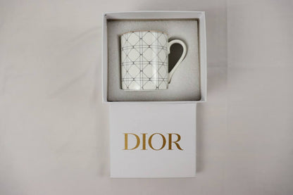 Branded mugs 

75 dhs

Zain205
♥️♥️♥️