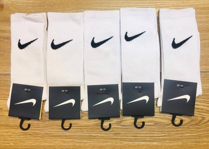 Socks
One package 10 pairs
50 dhs🪙

Zain138