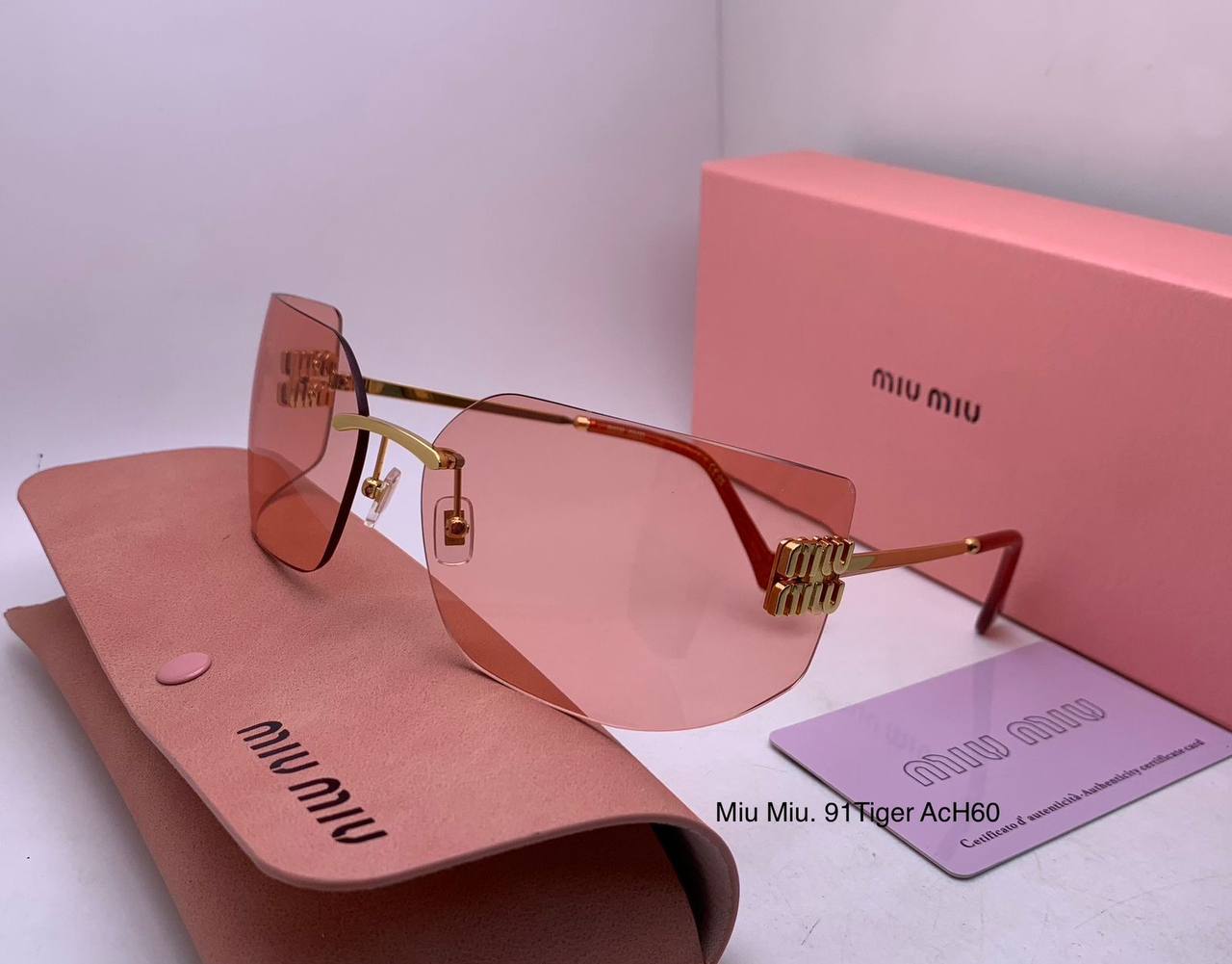 Miu Miu
Ladies 
master quality 
190 dhs✅

Zain126
♥️♥️♥️