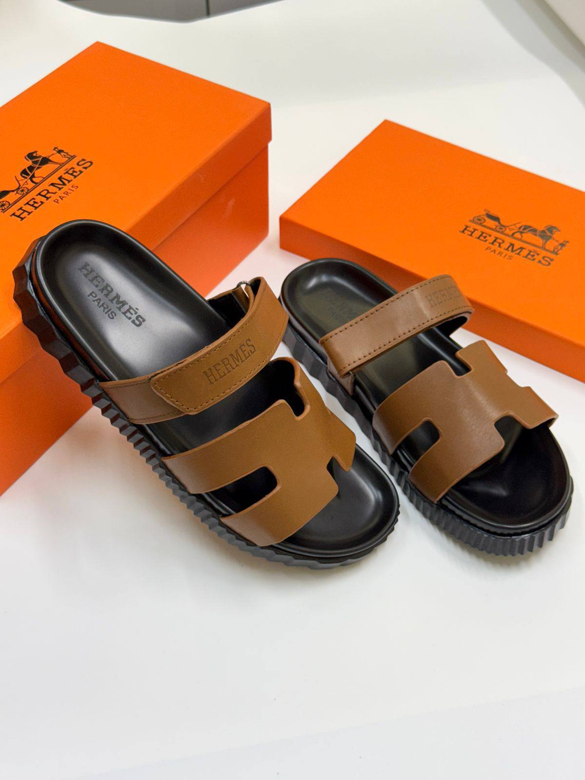 NEW CAME
MEN SLIPPER
HERMES
GOOD QUALITY
110 dhs🌺
39 TO 46

Zain40
♥️♥️♥️