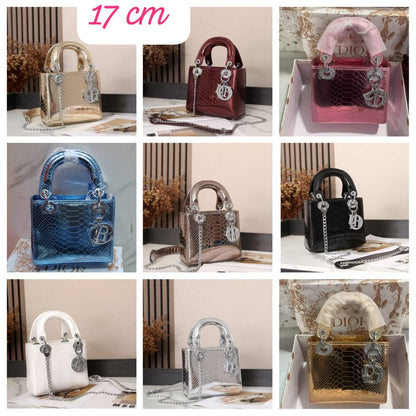 Dior
130 dhs💓
with box

Zain143
♥️♥️♥️