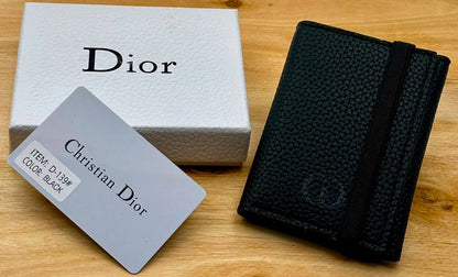 Wallets
45 dhs🇦🇪🇦🇪

Zain182
♥️♥️♥️