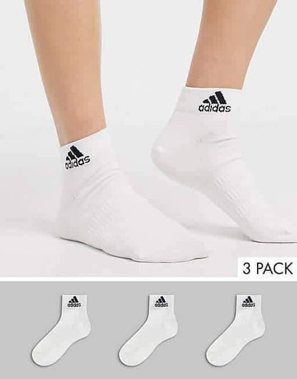 NEW CAME 
NIKE,, ADIDAS 
SOCKS 
20 dhs🪙🌨️
1 CARD 3 PAIRS

Zain40
♥️♥️♥️