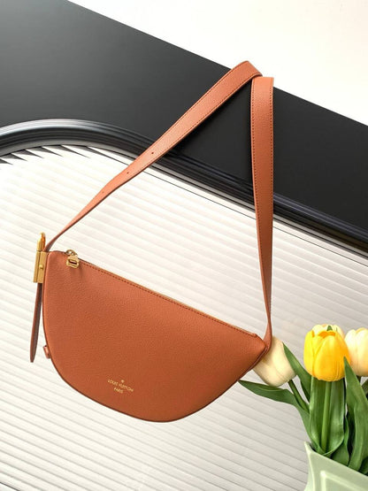 LV  New
Master
230 dhs🪙🌨️

Zain192
♥️♥️♥️