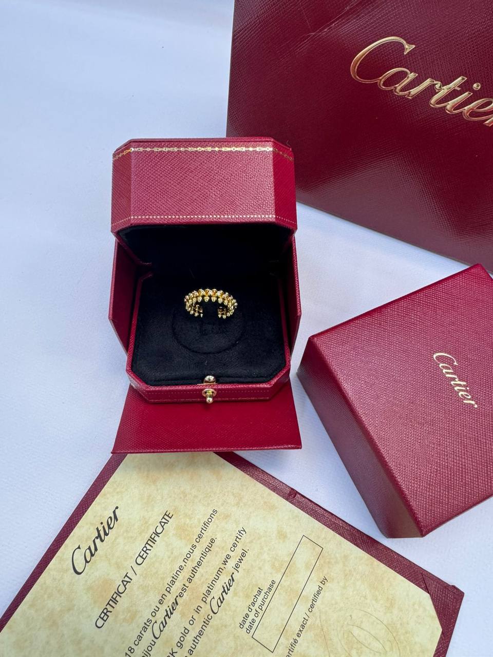 Cartier Clash❤️‍🔥*
Ring 💍 with diamond 💎 
Super master quality 💯
Available size 6,7,8,9✨
With normal boxes 📦 
50 dhs✅
With master box 🗃️ 
90 dhs✅

Zain216
♥️♥️♥️