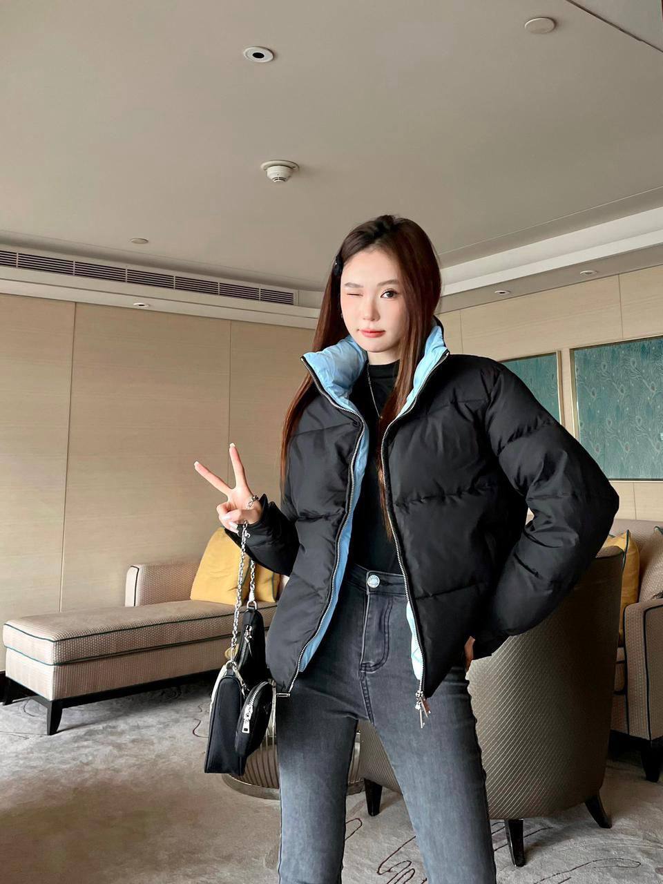 *New collections 💕💕   
350 dhs🪙🌨️
*good  quality  
*Sizes:S M L xl* 
*AVAILABL winter jacket

Zain231
♥️♥️♥️