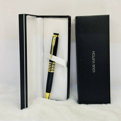 NEW CAME 
PEN
GOOD QUALITY👌
35 dhs💓
WITHBOX

Zain40
♥️♥️♥️