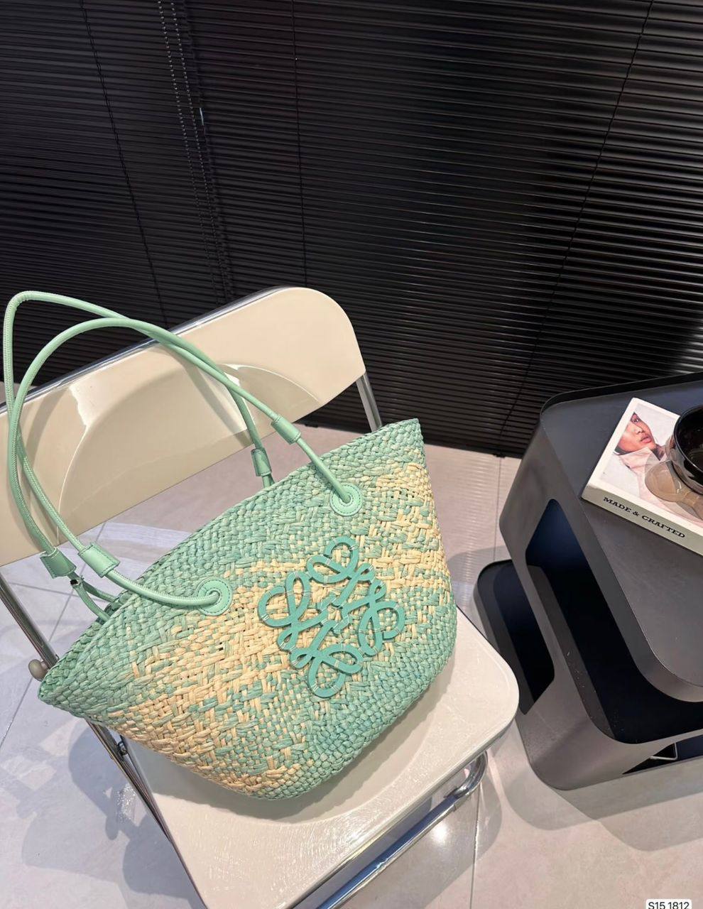 Loewe 
80 dhs✅
size 45×16×25cm

Zain42
♥️♥️♥️