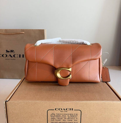 COACH 

NEW CAME 
HIGH QUALITY 

WITH BOX 

115 dhs🇦🇪🇦🇪🇦🇪

Size:26cm

Zain295
♥️♥️♥️